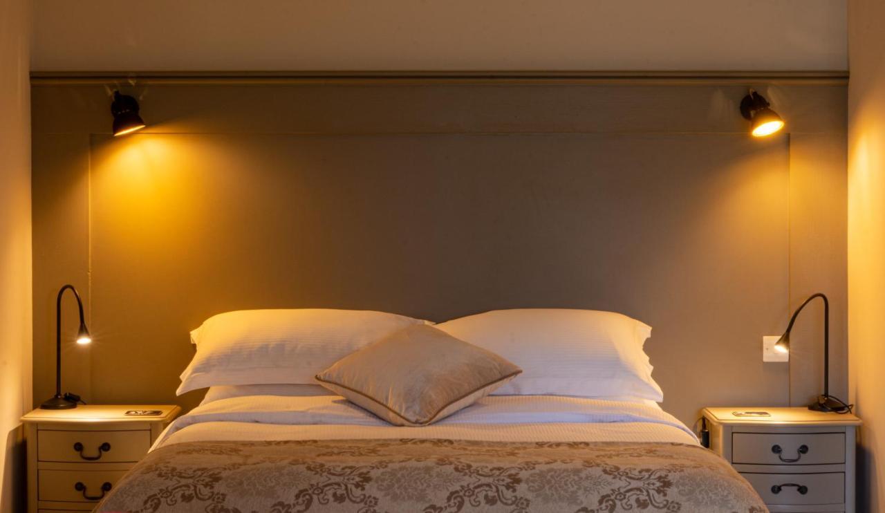 Luxury Lodge @ Ewen Barn - Private 5* Retreat Cirencester Exterior foto